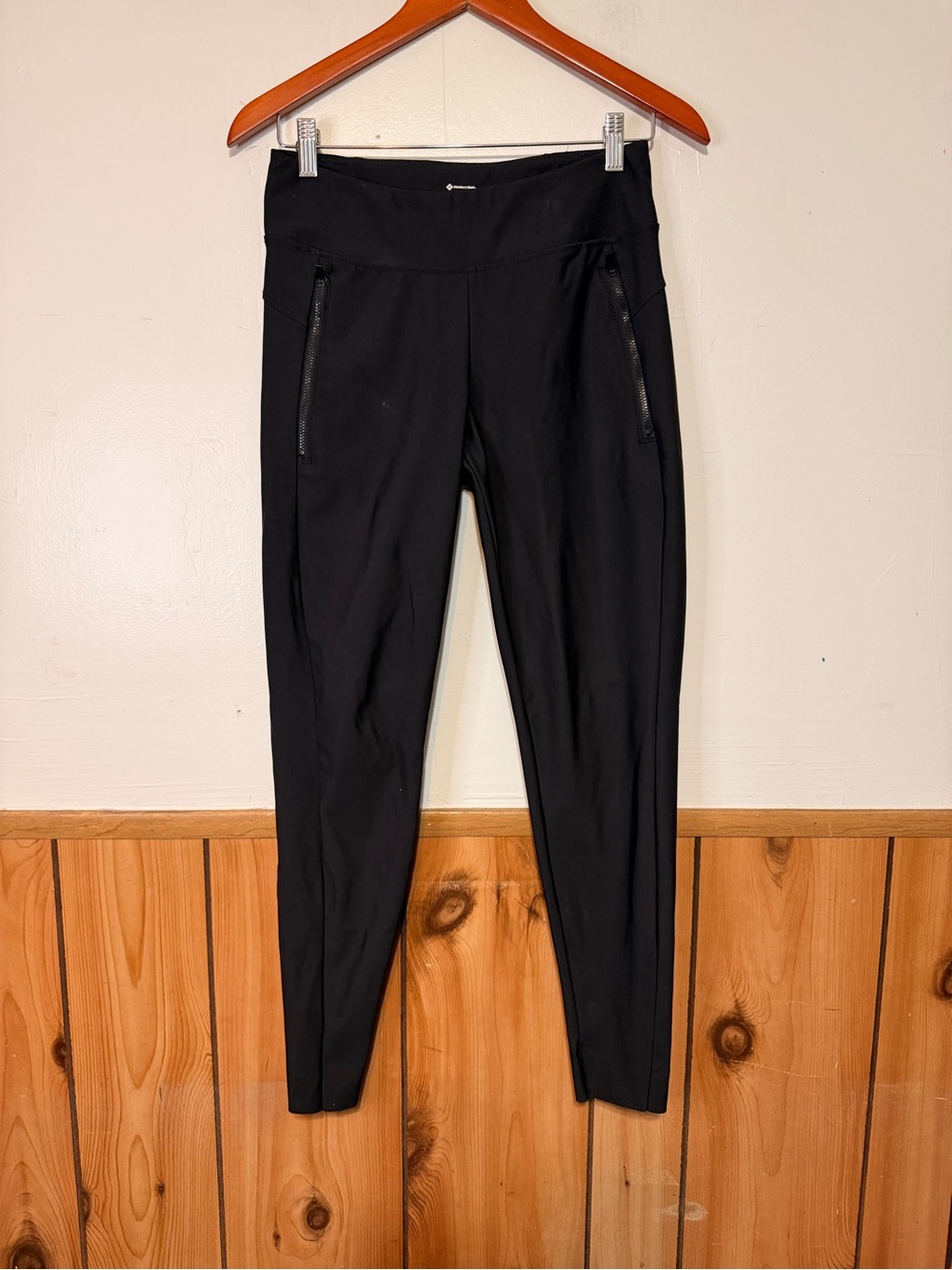 Sleek Black High-Rise Zip-Leggings